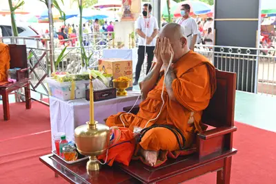 ประมวลภาพพิธีพุทธาภิเษกเหรียญหลวงพ่อโสธร ประทับหลังท้าวเวสสุวรรณโณ ปี ๒๕๖๔