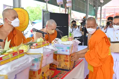 ประมวลภาพพิธีพุทธาภิเษกเหรียญหลวงพ่อโสธร ประทับหลังท้าวเวสสุวรรณโณ ปี ๒๕๖๔