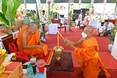 ประมวลภาพพิธีพุทธาภิเษกเหรียญหลวงพ่อโสธร ประทับหลังท้าวเวสสุวรรณโณ ปี ๒๕๖๔