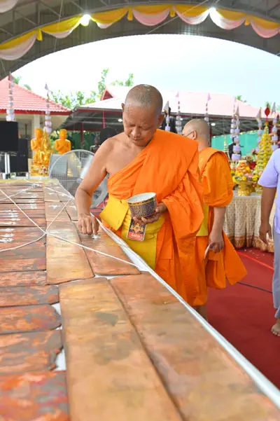 ประมวลภาพพิธีพุทธาภิเษกเหรียญหลวงพ่อโสธร ประทับหลังท้าวเวสสุวรรณโณ ปี ๒๕๖๔