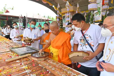 ประมวลภาพพิธีพุทธาภิเษกเหรียญหลวงพ่อโสธร ประทับหลังท้าวเวสสุวรรณโณ ปี ๒๕๖๔