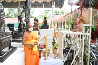 ประมวลภาพพิธีพุทธาภิเษกเหรียญหลวงพ่อโสธร ประทับหลังท้าวเวสสุวรรณโณ ปี ๒๕๖๔