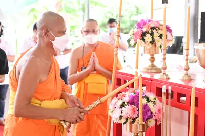 ประมวลภาพพิธีพุทธาภิเษกเหรียญหลวงพ่อโสธร ประทับหลังท้าวเวสสุวรรณโณ ปี ๒๕๖๔