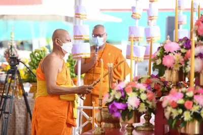ประมวลภาพพิธีพุทธาภิเษกเหรียญหลวงพ่อโสธร ประทับหลังท้าวเวสสุวรรณโณ ปี ๒๕๖๔