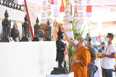 ประมวลภาพพิธีพุทธาภิเษกเหรียญหลวงพ่อโสธร ประทับหลังท้าวเวสสุวรรณโณ ปี ๒๕๖๔