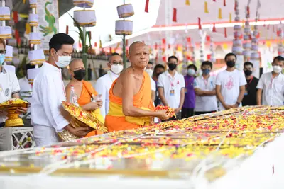 ประมวลภาพพิธีพุทธาภิเษกเหรียญหลวงพ่อโสธร ประทับหลังท้าวเวสสุวรรณโณ ปี ๒๕๖๔
