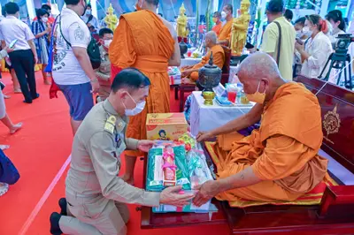 ประมวลภาพงานสมโภช ๒ ทศวรรษ เหรียญท้าวเวสสุวรรณโณ พิมพ์จำปี ๒๕๔๕ วัดจุฬามณี ปี ๒๕๖๕