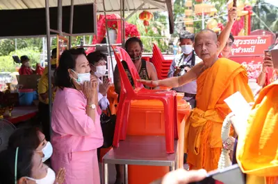 ประมวลภาพงานสมโภช ๒ ทศวรรษ เหรียญท้าวเวสสุวรรณโณ พิมพ์จำปี ๒๕๔๕ วัดจุฬามณี ปี ๒๕๖๕
