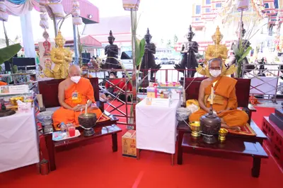 ประมวลภาพงานสมโภช ๒ ทศวรรษ เหรียญท้าวเวสสุวรรณโณ พิมพ์จำปี ๒๕๔๕ วัดจุฬามณี ปี ๒๕๖๕