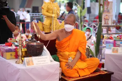 ประมวลภาพงานสมโภช ๒ ทศวรรษ เหรียญท้าวเวสสุวรรณโณ พิมพ์จำปี ๒๕๔๕ วัดจุฬามณี ปี ๒๕๖๕
