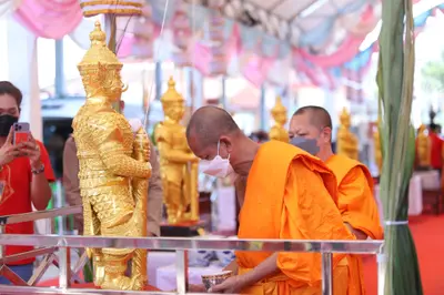 ประมวลภาพงานสมโภช ๒ ทศวรรษ เหรียญท้าวเวสสุวรรณโณ พิมพ์จำปี ๒๕๔๕ วัดจุฬามณี ปี ๒๕๖๕