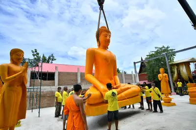 ประมวลภาพพิธีอัญเชิญพระประธานขึ้นประดิษฐาน วัดจุฬามณี ปี ๒๕๖๕