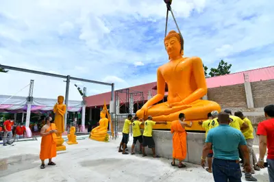 ประมวลภาพพิธีอัญเชิญพระประธานขึ้นประดิษฐาน วัดจุฬามณี ปี ๒๕๖๕