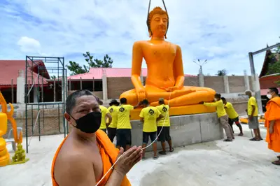 ประมวลภาพพิธีอัญเชิญพระประธานขึ้นประดิษฐาน วัดจุฬามณี ปี ๒๕๖๕