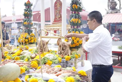 ประมวลภาพพิธีพุทธาภิเษกเหรียญเจริญพร เศรษฐีเขลางค์นคร วัดจุฬามณี ปี ๒๕๖๕
