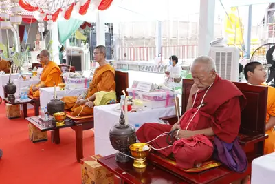 ประมวลภาพพิธีพุทธาภิเษกเหรียญเจริญพร เศรษฐีเขลางค์นคร วัดจุฬามณี ปี ๒๕๖๕