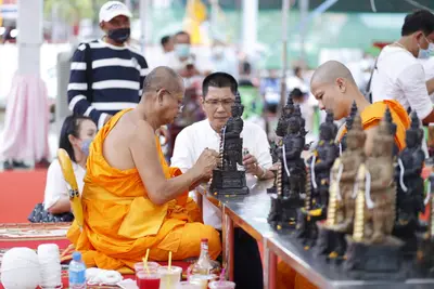 ประมวลภาพพิธีพุทธาภิเษกเหรียญเจริญพร เศรษฐีเขลางค์นคร วัดจุฬามณี ปี ๒๕๖๕