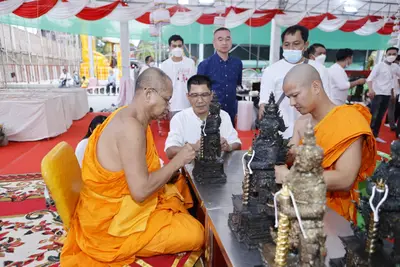 ประมวลภาพพิธีพุทธาภิเษกเหรียญเจริญพร เศรษฐีเขลางค์นคร วัดจุฬามณี ปี ๒๕๖๕