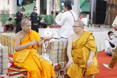 ประมวลภาพพิธีพุทธาภิเษกเหรียญเจริญพร เศรษฐีเขลางค์นคร วัดจุฬามณี ปี ๒๕๖๕