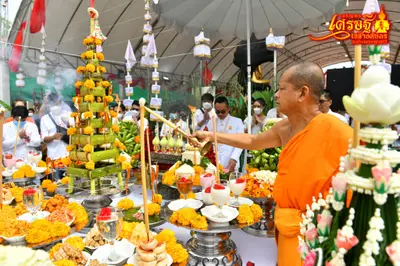 ประมวลภาพพิธีพุทธาภิเษกเหรียญเจริญพร เศรษฐีเขลางค์นคร วัดจุฬามณี ปี ๒๕๖๕