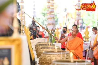 ประมวลภาพพิธีพุทธาภิเษกเหรียญเจริญพร เศรษฐีเขลางค์นคร วัดจุฬามณี ปี ๒๕๖๕