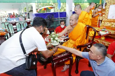 ประมวลภาพพิธีรับตราตั้งและมุทิตาสักการะเจ้าคณะอำเภออัมพวา วัดจุฬามณี ปี ๒๕๖๕