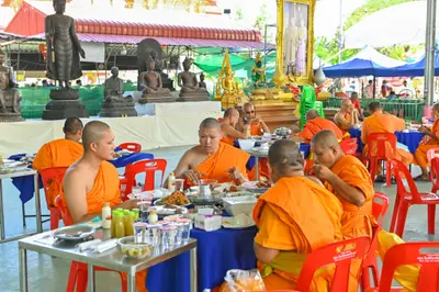 ประมวลภาพพิธีรับตราตั้งและมุทิตาสักการะเจ้าคณะอำเภออัมพวา วัดจุฬามณี ปี ๒๕๖๕