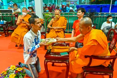 ประมวลภาพพิธีรับตราตั้งและมุทิตาสักการะเจ้าคณะอำเภออัมพวา วัดจุฬามณี ปี ๒๕๖๕