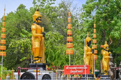 องค์ท้าวเวสสุวรรณโณ วัดจุฬามณี (ภาพที่ 12)