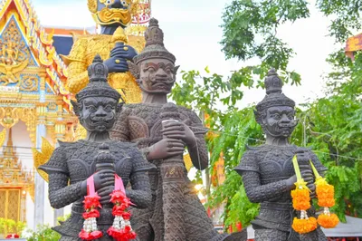 องค์ท้าวเวสสุวรรณโณ วัดจุฬามณี (ภาพที่ 74)