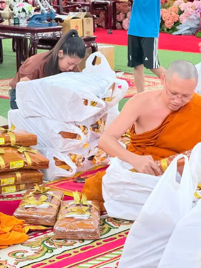 ประมวลภาพการเตรียมงานในคืนก่อนวันงานอายุวัฒนมงคล ๗๐ ปี วัดจุฬามณี ปี ๒๕๖๙