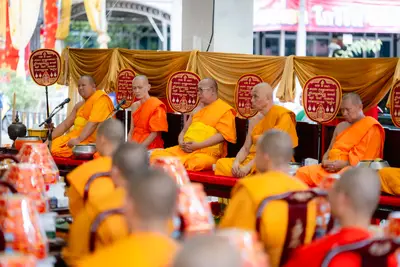 ภาพบรรยากาศพิธีทำบุญอายุวัฒนมงคล ๗๐ ปี พระสมุทรวชิรโสภณ วิ. (หลวงพ่ออิฏฐ์) วัดจุฬามณี ๑ สิงหาคม ๒๕๖๙ — ภาพที่ 24