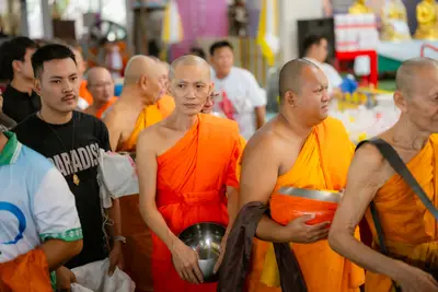 ภาพบรรยากาศพิธีทำบุญอายุวัฒนมงคล ๗๐ ปี พระสมุทรวชิรโสภณ วิ. (หลวงพ่ออิฏฐ์) วัดจุฬามณี ๑ สิงหาคม ๒๕๖๙ — ภาพที่ 33