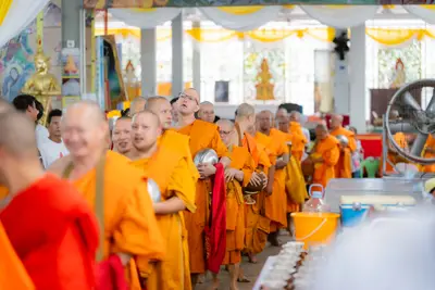 ภาพบรรยากาศพิธีทำบุญอายุวัฒนมงคล ๗๐ ปี พระสมุทรวชิรโสภณ วิ. (หลวงพ่ออิฏฐ์) วัดจุฬามณี ๑ สิงหาคม ๒๕๖๙ — ภาพที่ 35