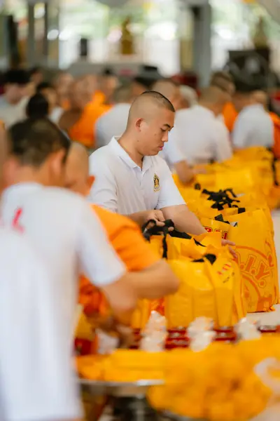 ภาพบรรยากาศพิธีทำบุญอายุวัฒนมงคล ๗๐ ปี พระสมุทรวชิรโสภณ วิ. (หลวงพ่ออิฏฐ์) วัดจุฬามณี ๑ สิงหาคม ๒๕๖๙ — ภาพที่ 37
