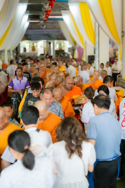 ภาพบรรยากาศพิธีทำบุญอายุวัฒนมงคล ๗๐ ปี พระสมุทรวชิรโสภณ วิ. (หลวงพ่ออิฏฐ์) วัดจุฬามณี ๑ สิงหาคม ๒๕๖๙ — ภาพที่ 40