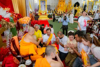 ภาพบรรยากาศพิธีทำบุญอายุวัฒนมงคล ๗๐ ปี พระสมุทรวชิรโสภณ วิ. (หลวงพ่ออิฏฐ์) วัดจุฬามณี ๑ สิงหาคม ๒๕๖๙ — ภาพที่ 54