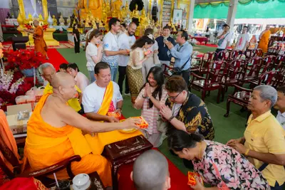 ภาพบรรยากาศพิธีทำบุญอายุวัฒนมงคล ๗๐ ปี พระสมุทรวชิรโสภณ วิ. (หลวงพ่ออิฏฐ์) วัดจุฬามณี ๑ สิงหาคม ๒๕๖๙ — ภาพที่ 56