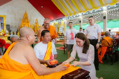 ภาพบรรยากาศพิธีทำบุญอายุวัฒนมงคล ๗๐ ปี พระสมุทรวชิรโสภณ วิ. (หลวงพ่ออิฏฐ์) วัดจุฬามณี ๑ สิงหาคม ๒๕๖๙ — ภาพที่ 62