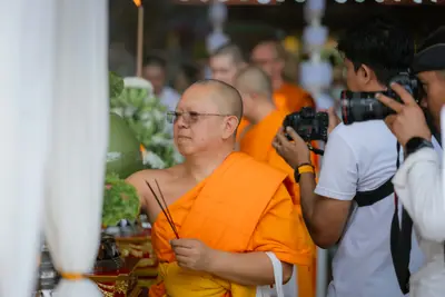 ภาพบรรยากาศพิธีทำบุญอายุวัฒนมงคล ๗๐ ปี พระสมุทรวชิรโสภณ วิ. (หลวงพ่ออิฏฐ์) วัดจุฬามณี ๑ สิงหาคม ๒๕๖๙ — ภาพที่ 73