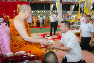 ภาพบรรยากาศพิธีทำบุญอายุวัฒนมงคล ๗๐ ปี พระสมุทรวชิรโสภณ วิ. (หลวงพ่ออิฏฐ์) วัดจุฬามณี ๑ สิงหาคม ๒๕๖๙ — ภาพที่ 110