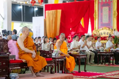 ภาพบรรยากาศพิธีทำบุญอายุวัฒนมงคล ๗๐ ปี พระสมุทรวชิรโสภณ วิ. (หลวงพ่ออิฏฐ์) วัดจุฬามณี ๑ สิงหาคม ๒๕๖๙ — ภาพที่ 123