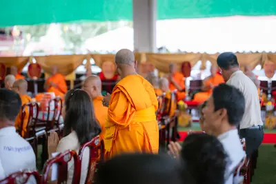 ภาพบรรยากาศพิธีทำบุญอายุวัฒนมงคล ๗๐ ปี พระสมุทรวชิรโสภณ วิ. (หลวงพ่ออิฏฐ์) วัดจุฬามณี ๑ สิงหาคม ๒๕๖๙ — ภาพที่ 131