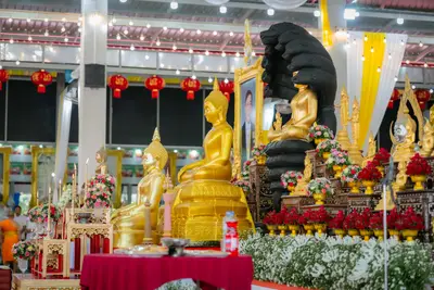 ภาพบรรยากาศพิธีทำบุญอายุวัฒนมงคล ๗๐ ปี พระสมุทรวชิรโสภณ วิ. (หลวงพ่ออิฏฐ์) วัดจุฬามณี ๑ สิงหาคม ๒๕๖๙ — ภาพที่ 158