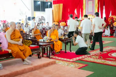 ภาพบรรยากาศพิธีทำบุญอายุวัฒนมงคล ๗๐ ปี พระสมุทรวชิรโสภณ วิ. (หลวงพ่ออิฏฐ์) วัดจุฬามณี ๑ สิงหาคม ๒๕๖๙ — ภาพที่ 175