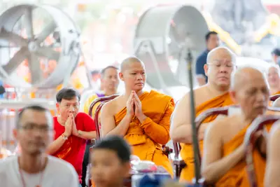 ภาพบรรยากาศพิธีทำบุญอายุวัฒนมงคล ๗๐ ปี พระสมุทรวชิรโสภณ วิ. (หลวงพ่ออิฏฐ์) วัดจุฬามณี ๑ สิงหาคม ๒๕๖๙ — ภาพที่ 185
