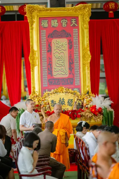 ภาพบรรยากาศพิธีทำบุญอายุวัฒนมงคล ๗๐ ปี พระสมุทรวชิรโสภณ วิ. (หลวงพ่ออิฏฐ์) วัดจุฬามณี ๑ สิงหาคม ๒๕๖๙ — ภาพที่ 193