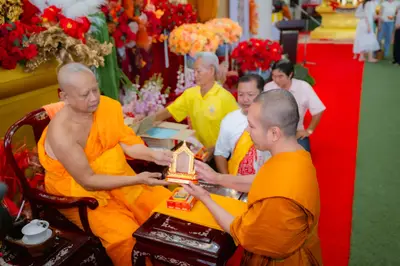 ภาพบรรยากาศพิธีทำบุญอายุวัฒนมงคล ๗๐ ปี พระสมุทรวชิรโสภณ วิ. (หลวงพ่ออิฏฐ์) วัดจุฬามณี ๑ สิงหาคม ๒๕๖๙ (ชุดภาพจากทางวัด) — ภาพที่ 22
