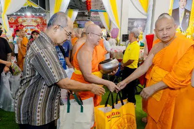 ภาพบรรยากาศพิธีทำบุญอายุวัฒนมงคล ๗๐ ปี พระสมุทรวชิรโสภณ วิ. (หลวงพ่ออิฏฐ์) วัดจุฬามณี ๑ สิงหาคม ๒๕๖๙ (ชุดที่ ๒) — ภาพที่ 21