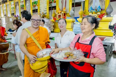 ภาพบรรยากาศพิธีทำบุญอายุวัฒนมงคล ๗๐ ปี พระสมุทรวชิรโสภณ วิ. (หลวงพ่ออิฏฐ์) วัดจุฬามณี ๑ สิงหาคม ๒๕๖๙ (ชุดที่ ๒) — ภาพที่ 29